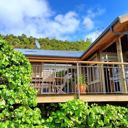 Riverstone Retreat Karamea Szoba fotó