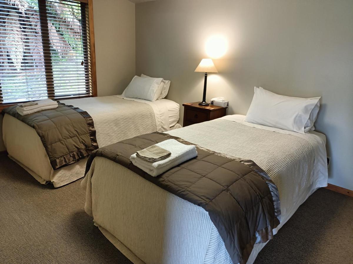 Riverstone Retreat Karamea Kültér fotó